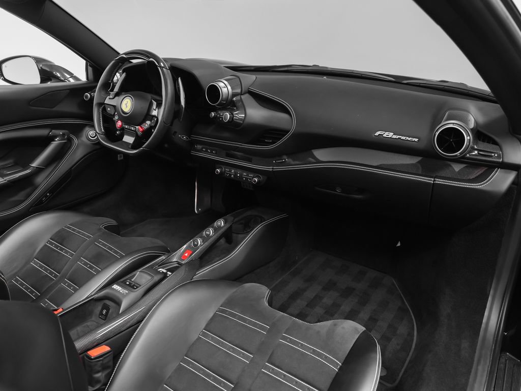Certified 2021 Ferrari F8 Tributo RWD image 24