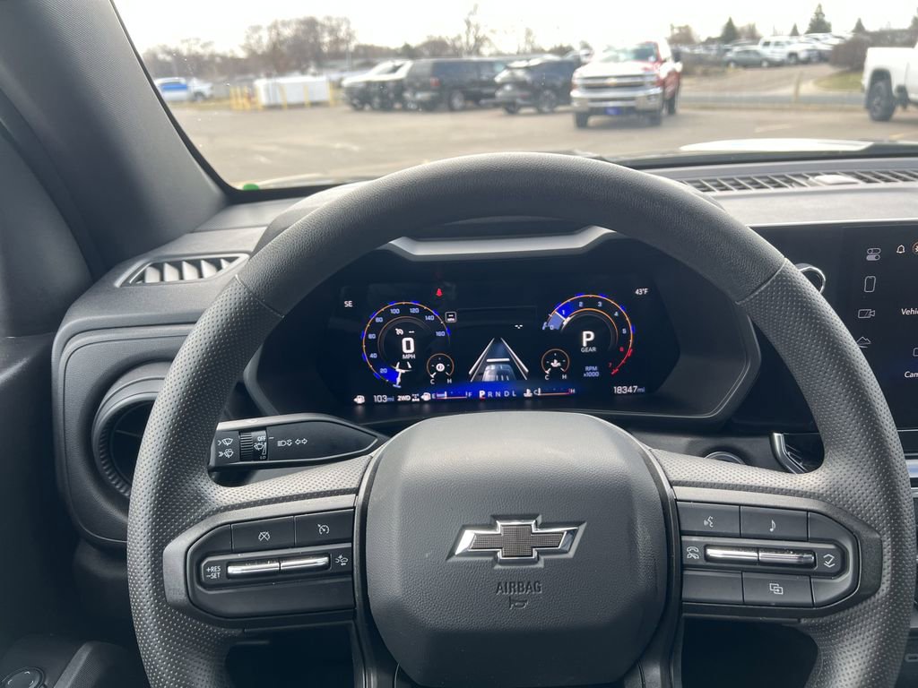 Used 2024 Chevrolet Colorado Trail Boss w/ Advanced Trailering Package image 18