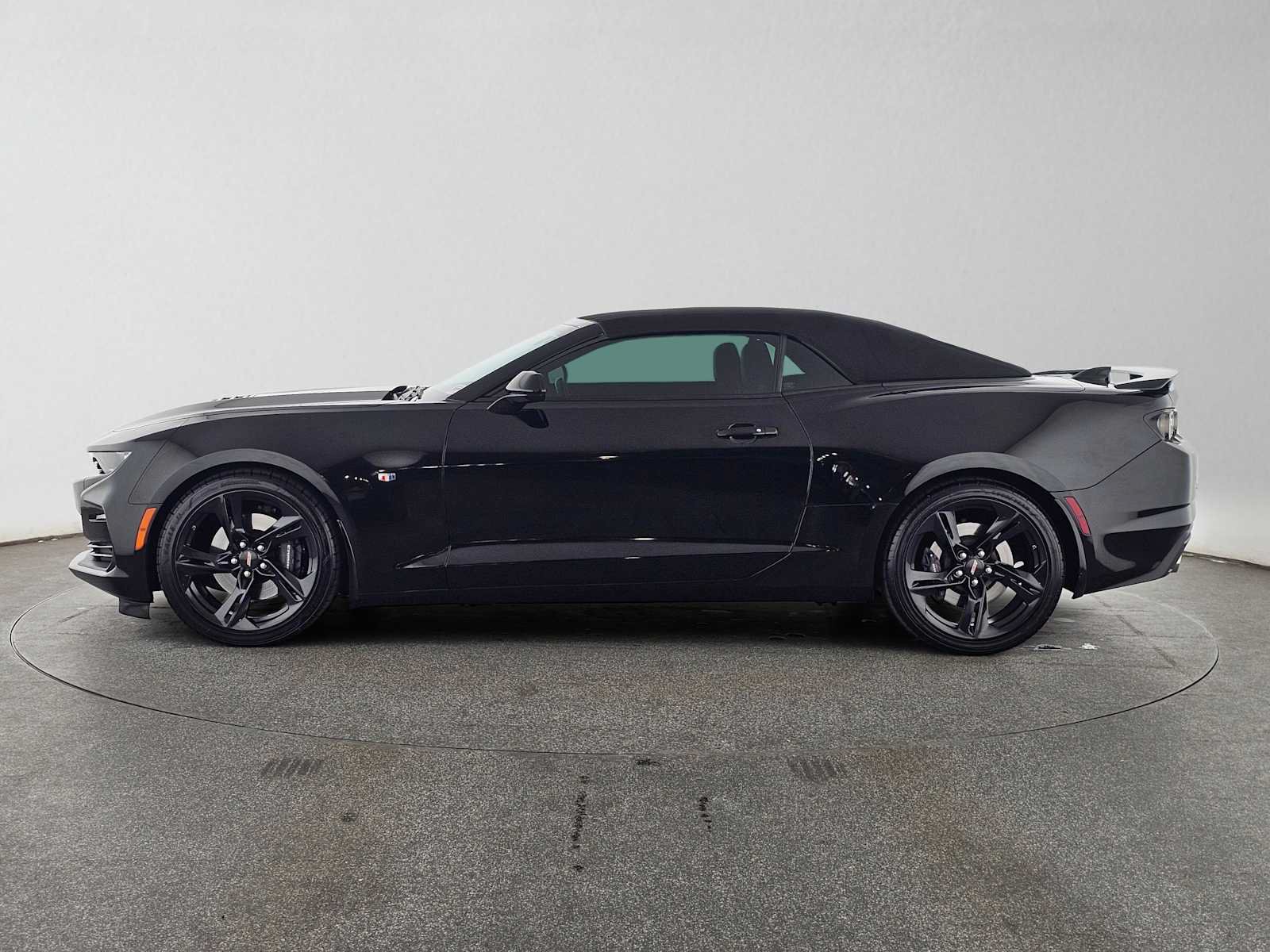 Used 2022 Chevrolet Camaro SS RWD image 6