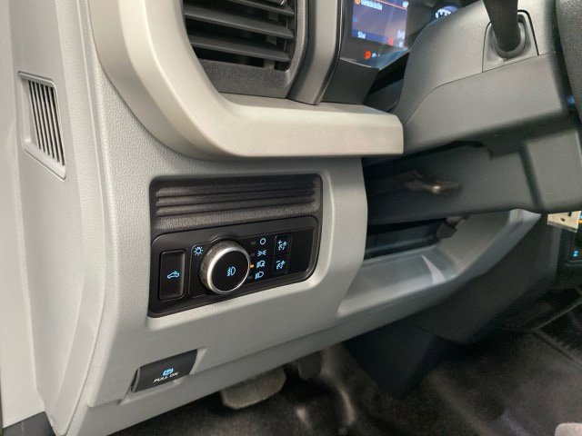 New 2026 Ford F250 XL w/ XL Chrome Package image 19