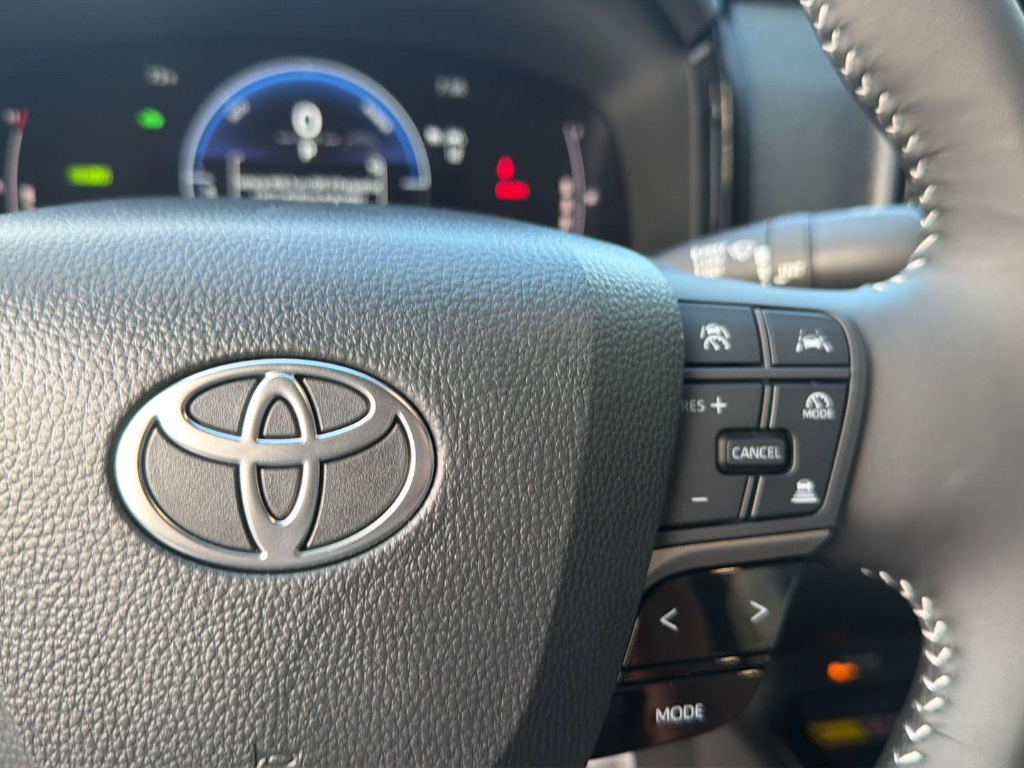 New 2026 Toyota Camry SE FWD image 22