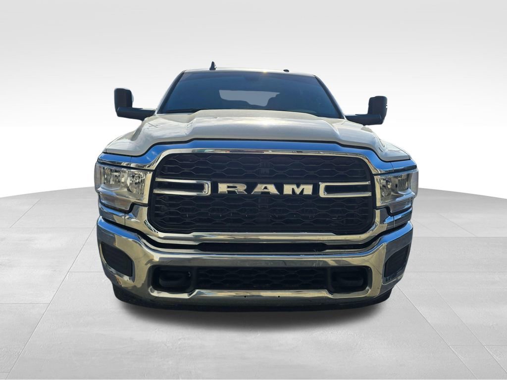 Used 2022 RAM 2500 Tradesman w/ Chrome Appearance Group image 6