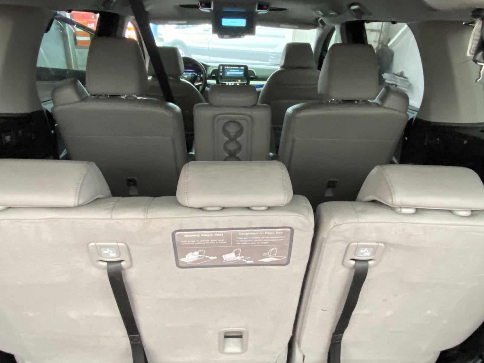 Used 2018 Honda Odyssey Elite image 45