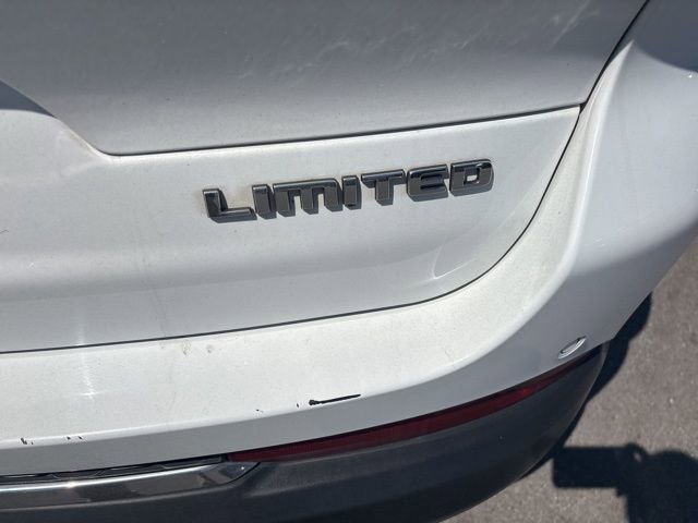 Used 2022 Jeep Grand Cherokee L Limited AWD/4WD image 24