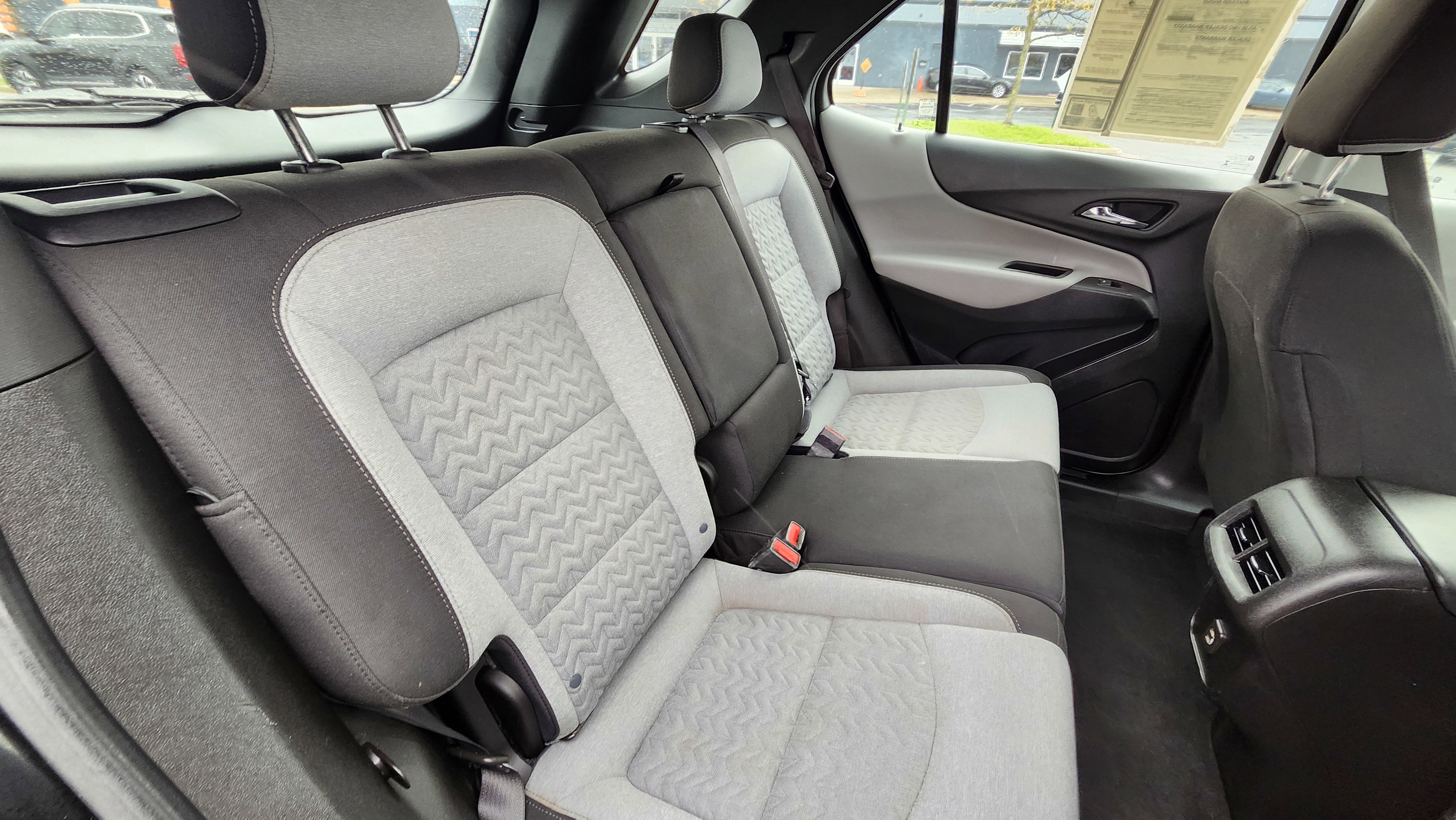 Used 2022 Chevrolet Equinox LS image 14