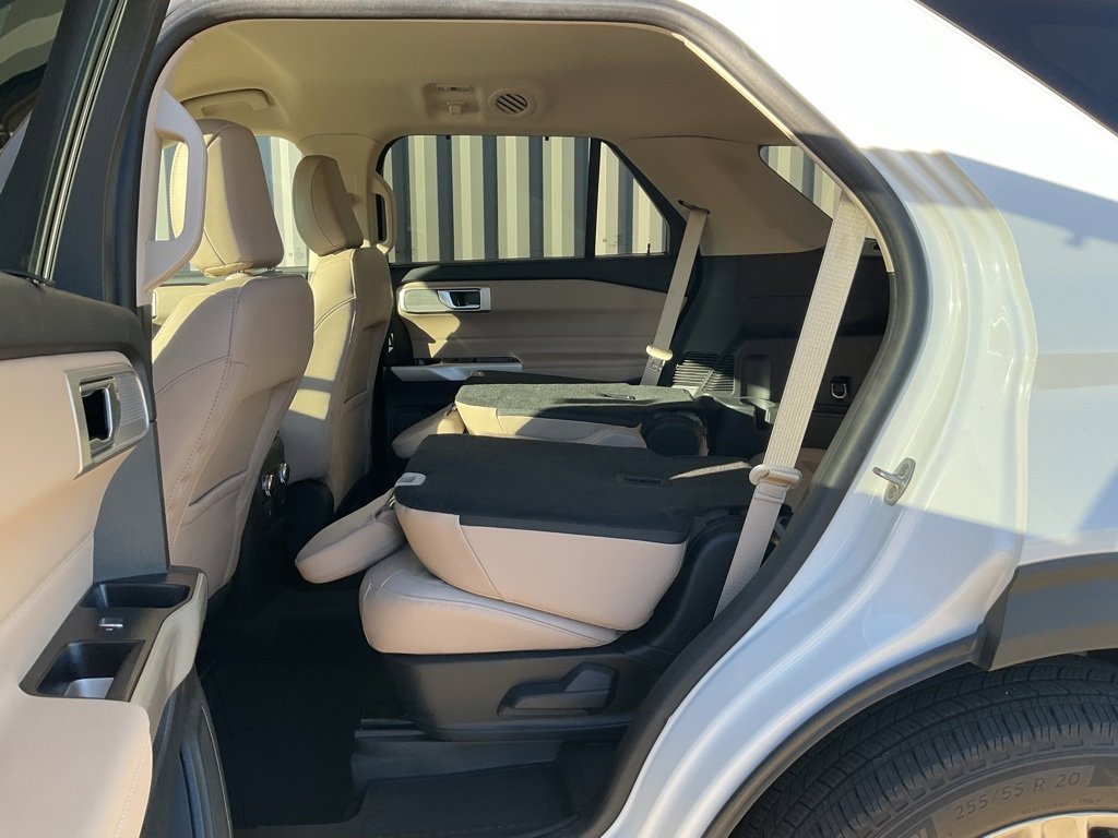 Used 2023 Ford Explorer Limited w/ Equipment Group 301A image 22