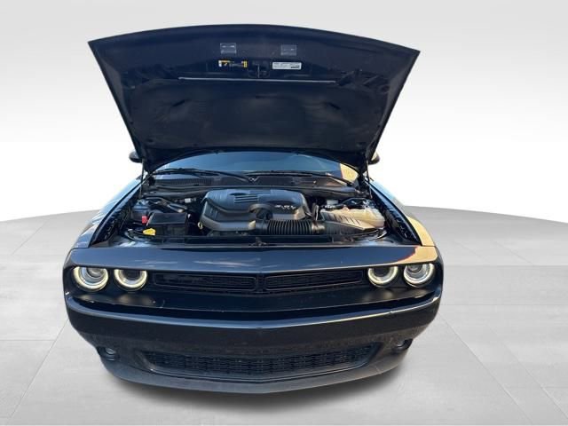Used 2023 Dodge Challenger SXT w/ Blacktop Package image 29