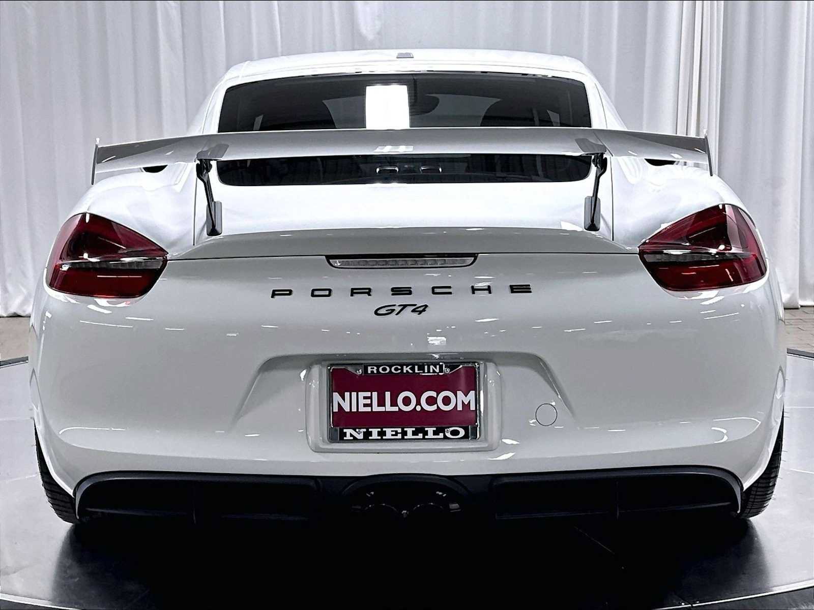 Used 2016 Porsche Cayman GT4 RWD image 8