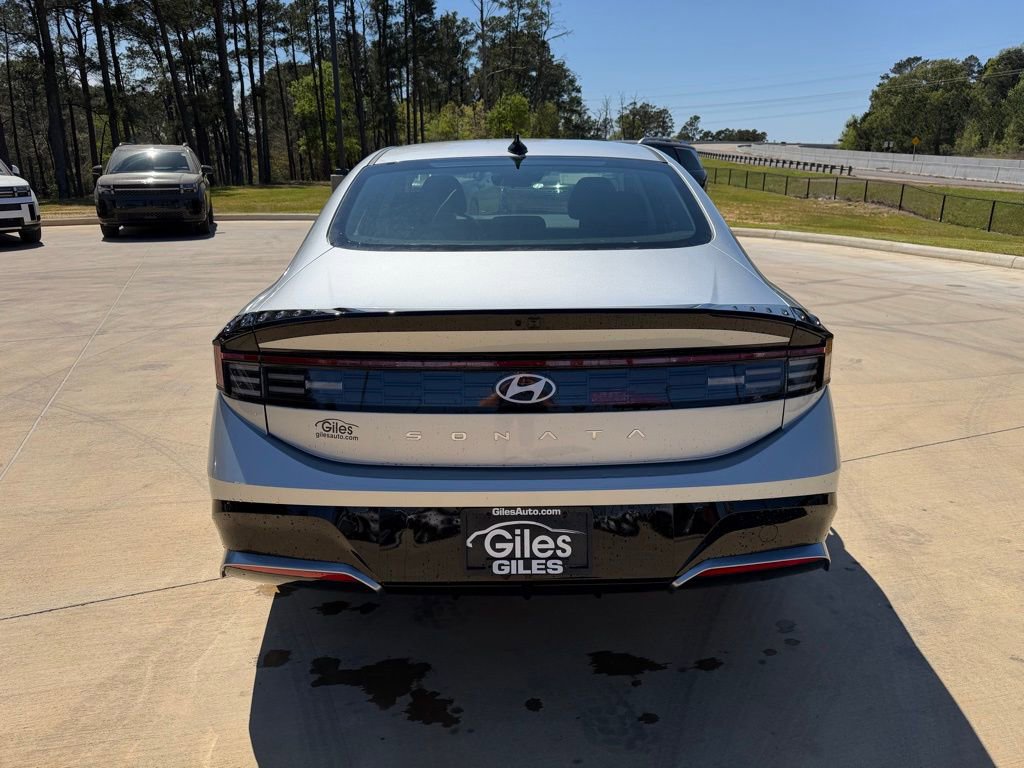 New 2026 Hyundai Sonata SEL image 4