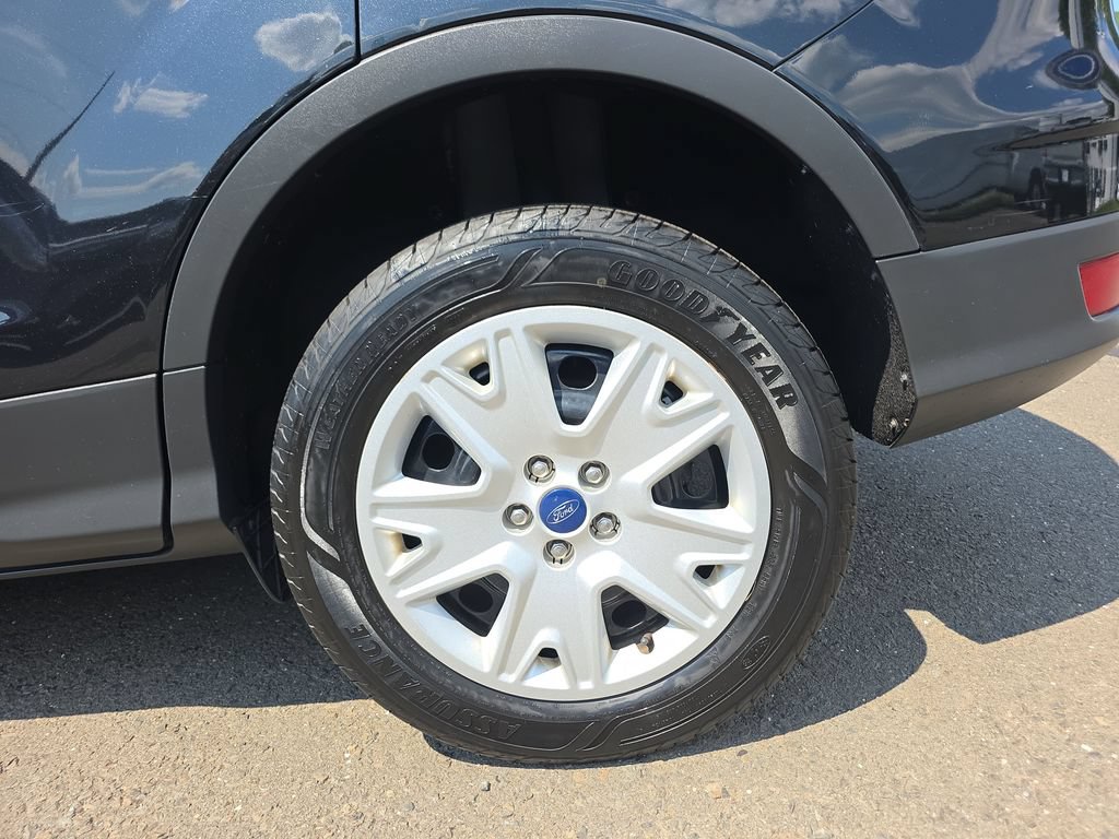 Used 2014 Ford Escape S FWD image 12
