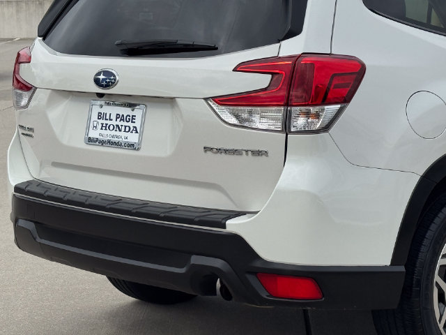 Used 2020 Subaru Forester Premium AWD/4WD image 8