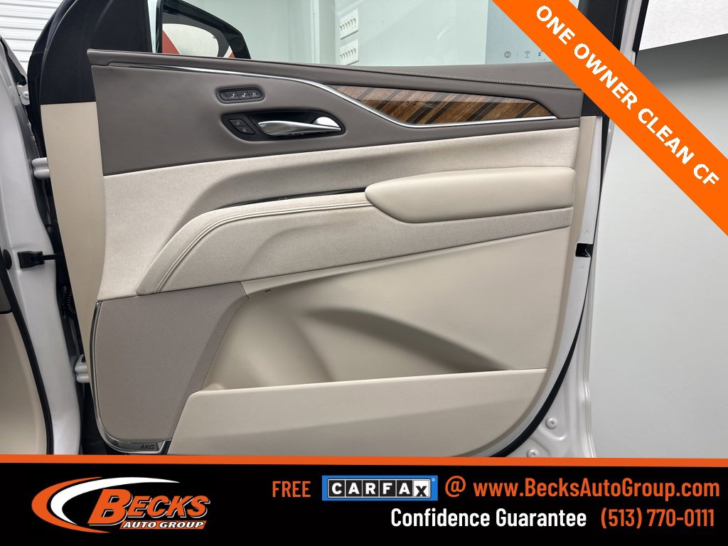 Used 2022 Cadillac Escalade Premium Luxury Platinum image 9