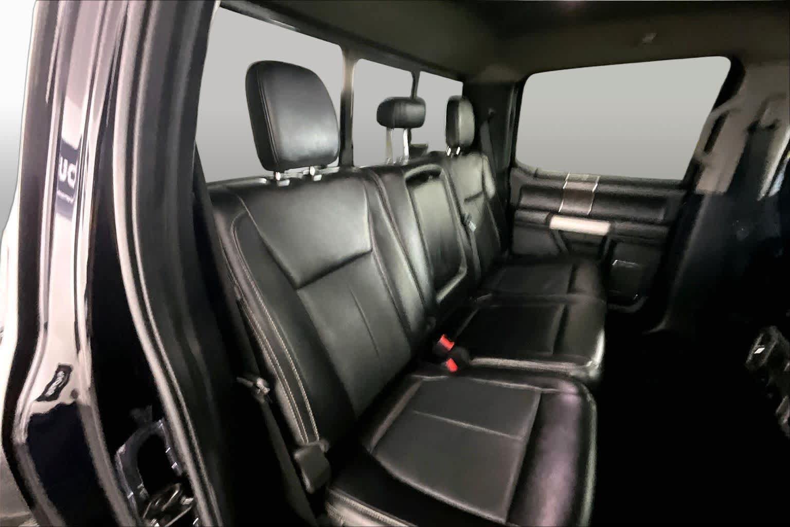 Used 2021 Ford F350 Lariat w/ Lariat Value Package AWD/4WD image 19