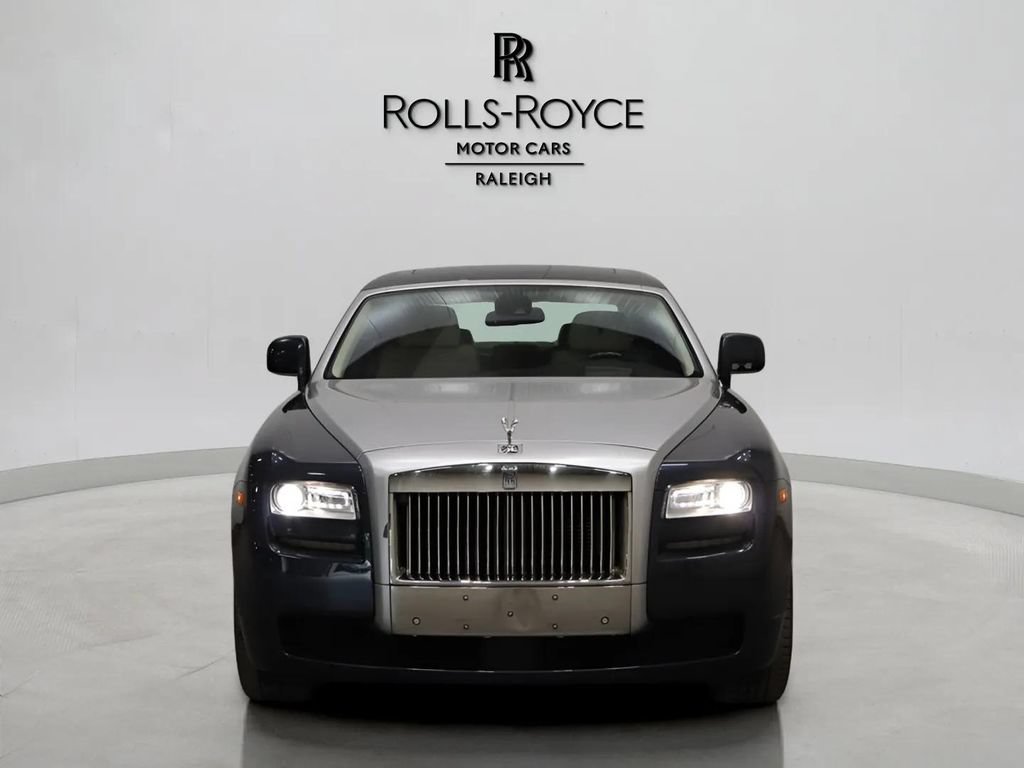 Certified 2010 Rolls-Royce Ghost RWD image 5