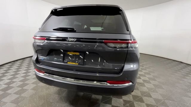 Used 2023 Jeep Grand Cherokee 4WD 4xe image 5