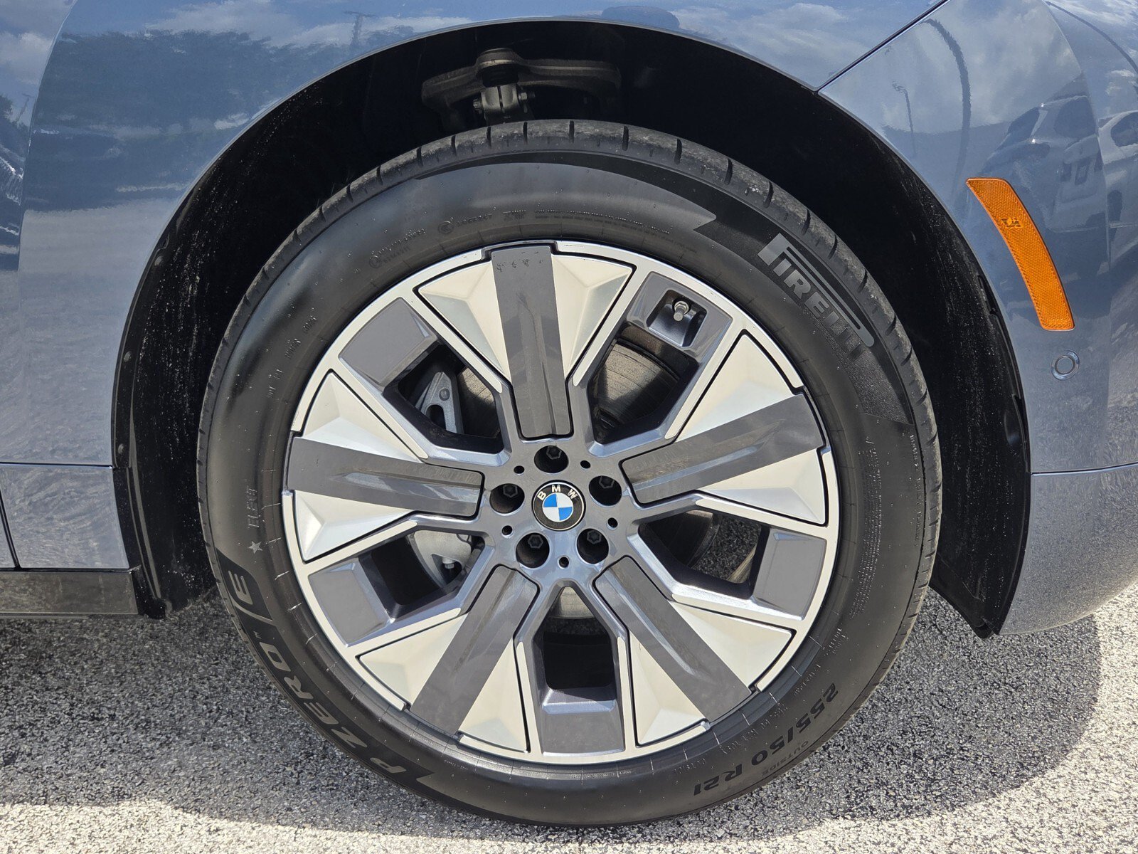 New 2026 BMW iX xDrive45 AWD/4WD image 9