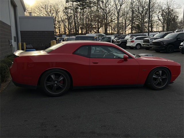 Used 2016 Dodge Challenger R/T image 5