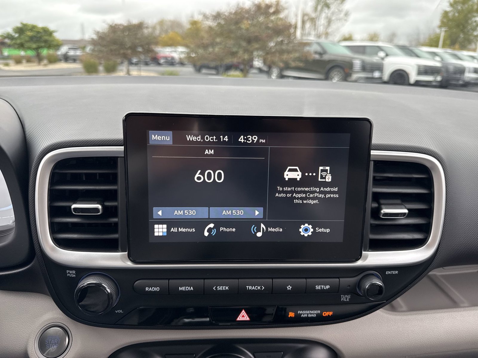 New 2026 Hyundai Venue SEL FWD image 17