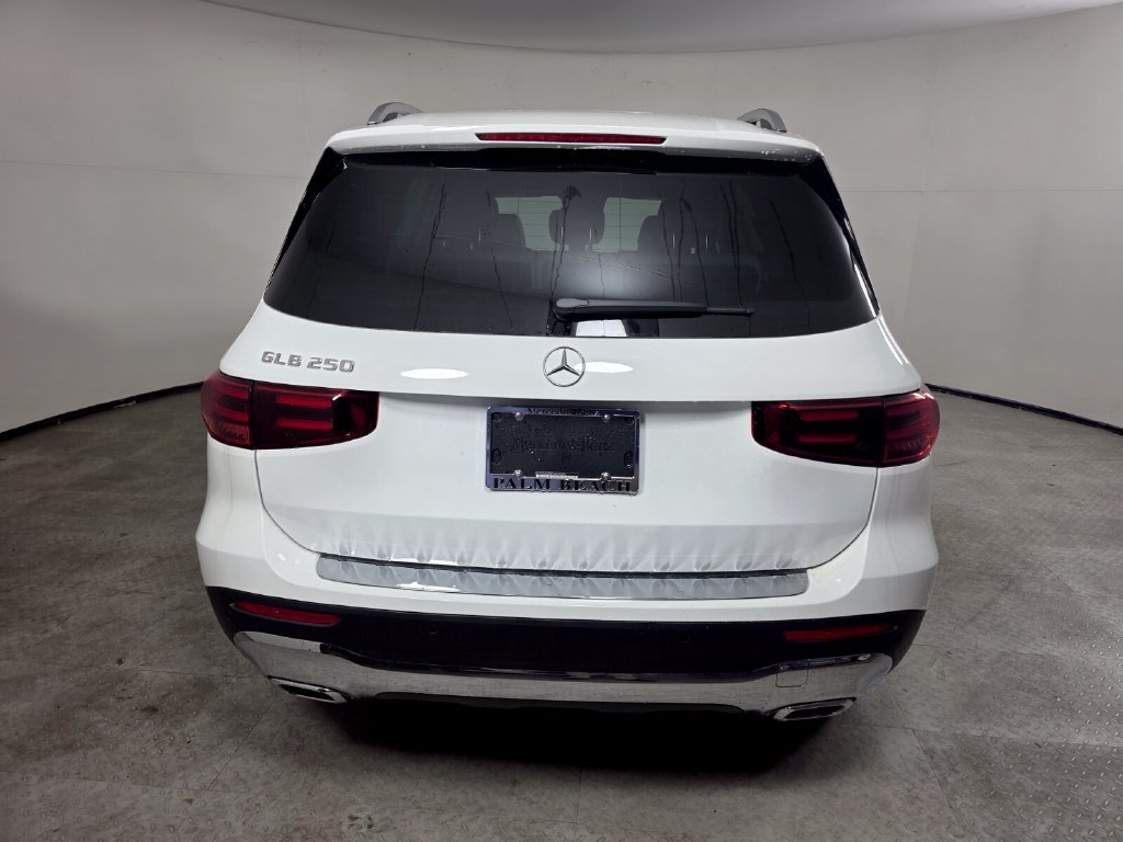 New 2026 Mercedes-Benz GLB 250 image 5
