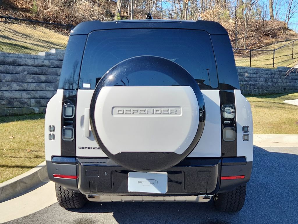 New 2026 Land Rover Defender 130 S image 7