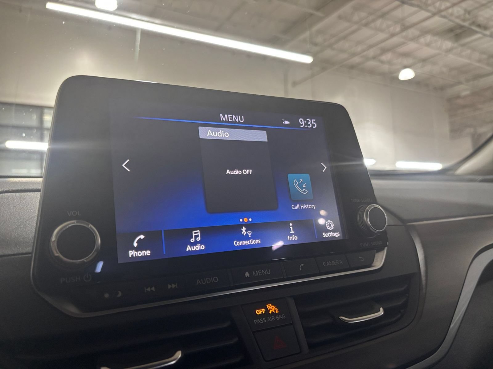Used 2025 Nissan Altima 2.5 SV FWD image 16