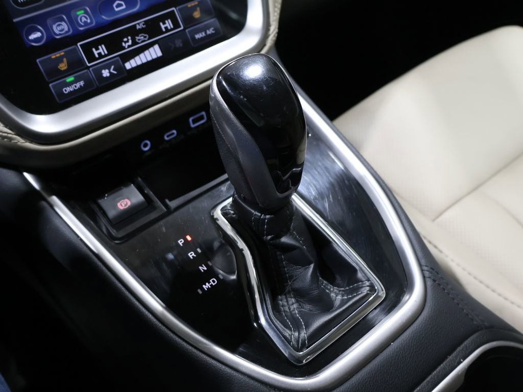 Used 2024 Subaru Legacy Limited image 32