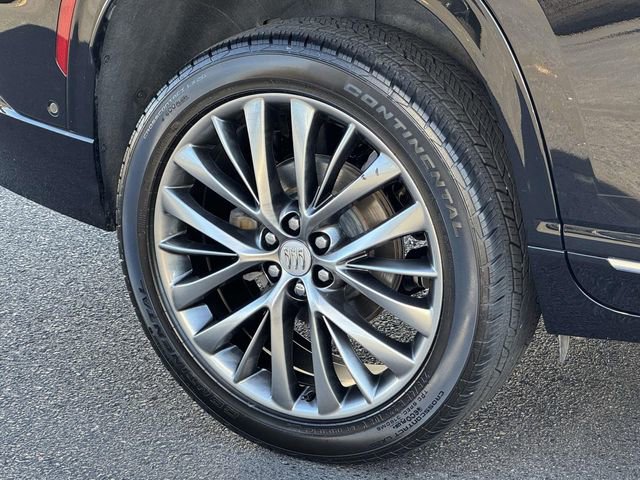 Used 2025 Buick Enclave Avenir w/ Super Cruise Package image 5