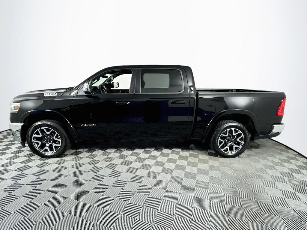 Used 2026 RAM 1500 Laramie AWD/4WD image 4