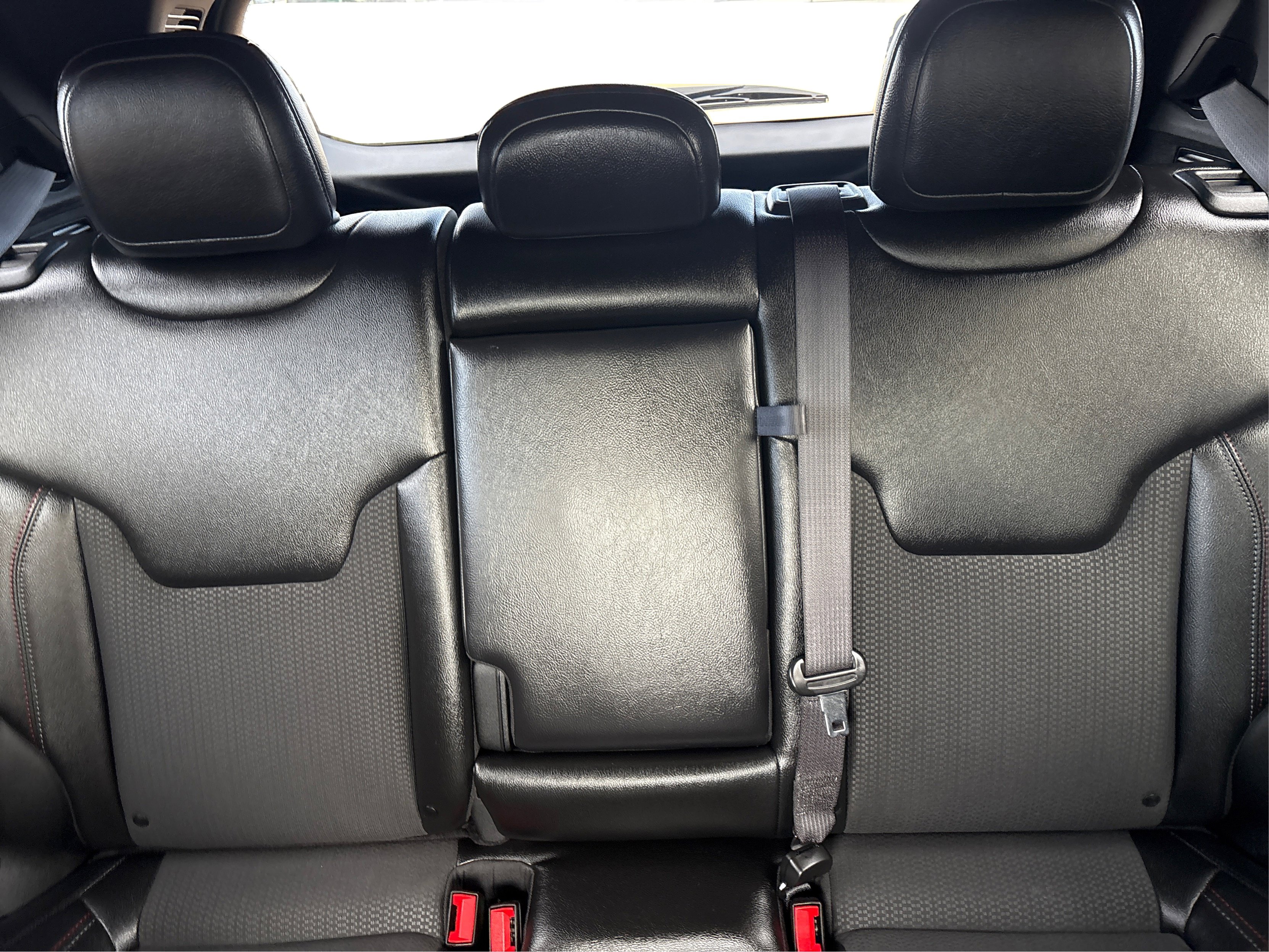 Used 2024 Jeep Compass Trailhawk image 17