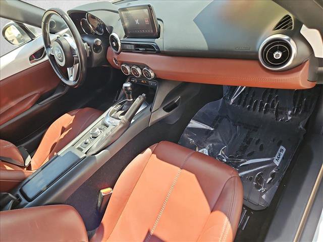 Used 2019 MAZDA MX-5 Miata RF Grand Touring RWD image 18