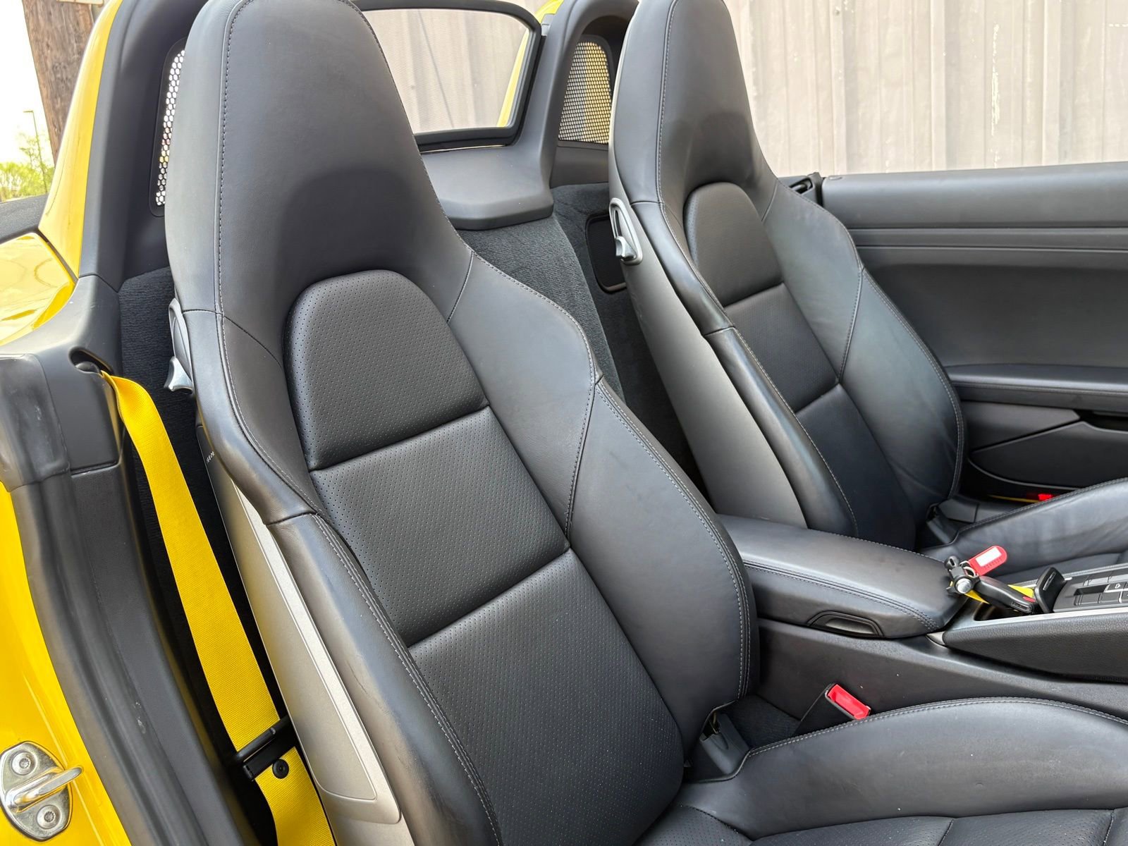 Used 2021 Porsche 718 Boxster S image 36