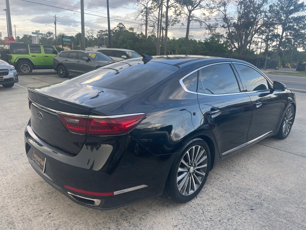 Used 2017 Kia Cadenza Technology FWD image 5