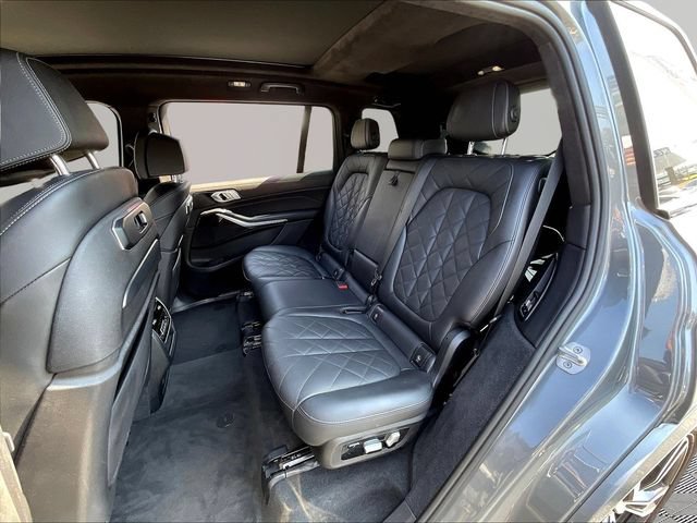 Used 2024 BMW X7 xDrive40i w/ M Sport Package AWD/4WD image 23