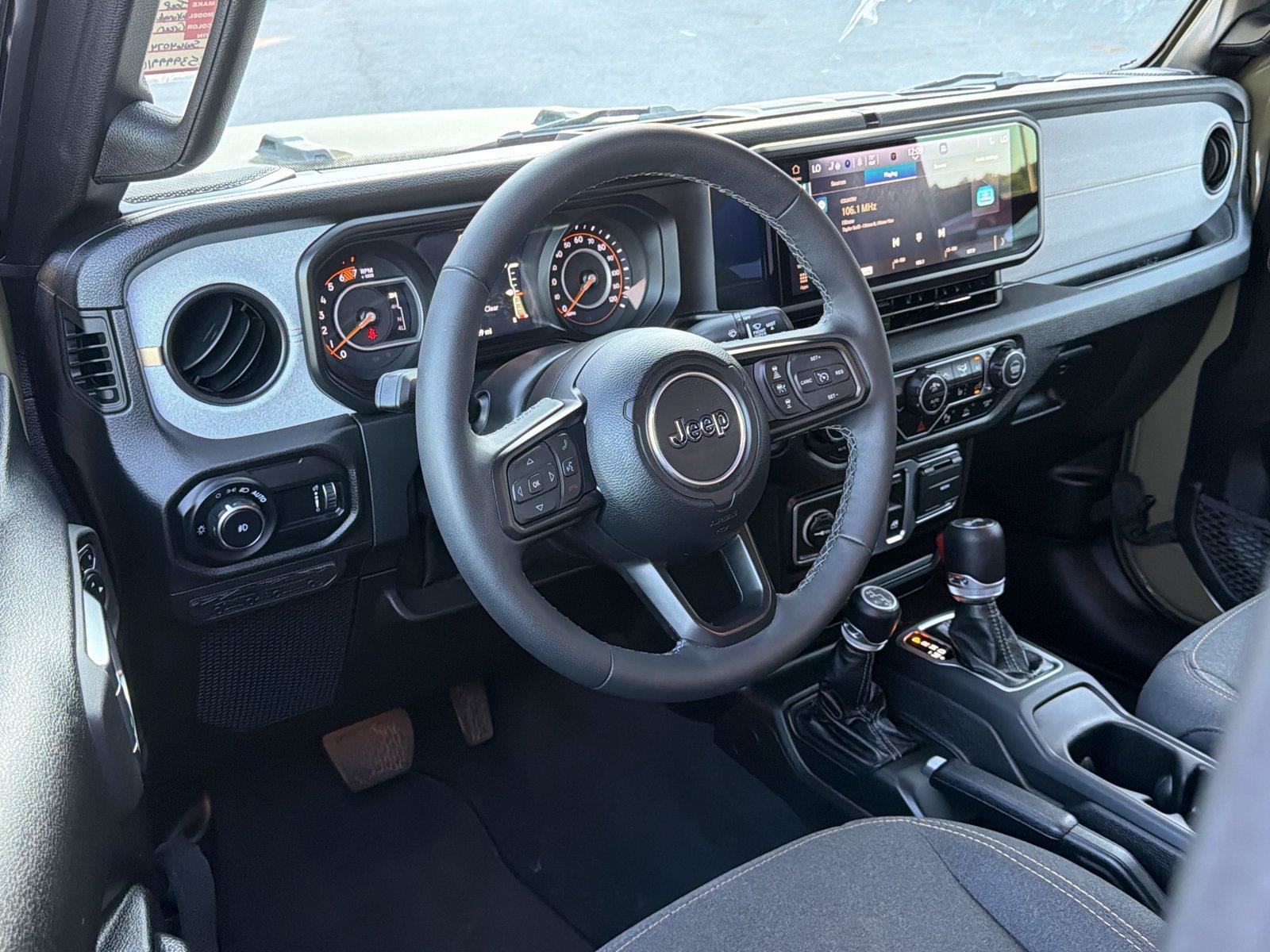 Used 2025 Jeep Wrangler Sport AWD/4WD image 19