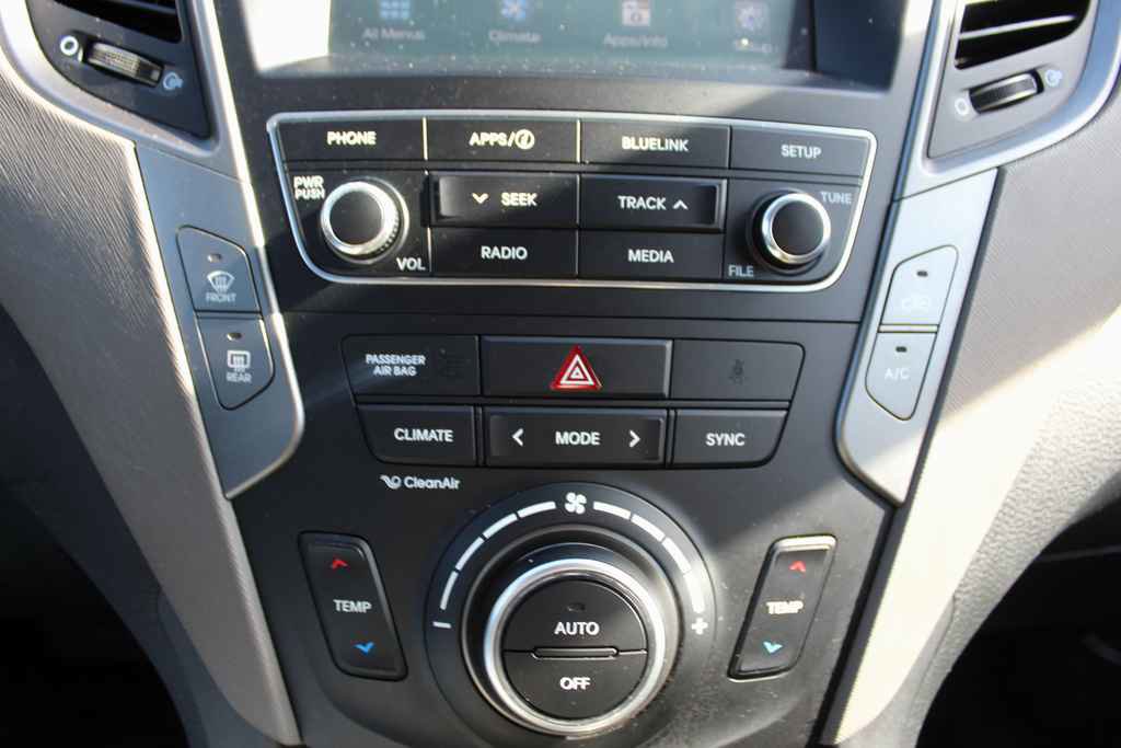 Used 2017 Hyundai Santa Fe Sport w/ 2.4L Value Package 06 FWD image 23