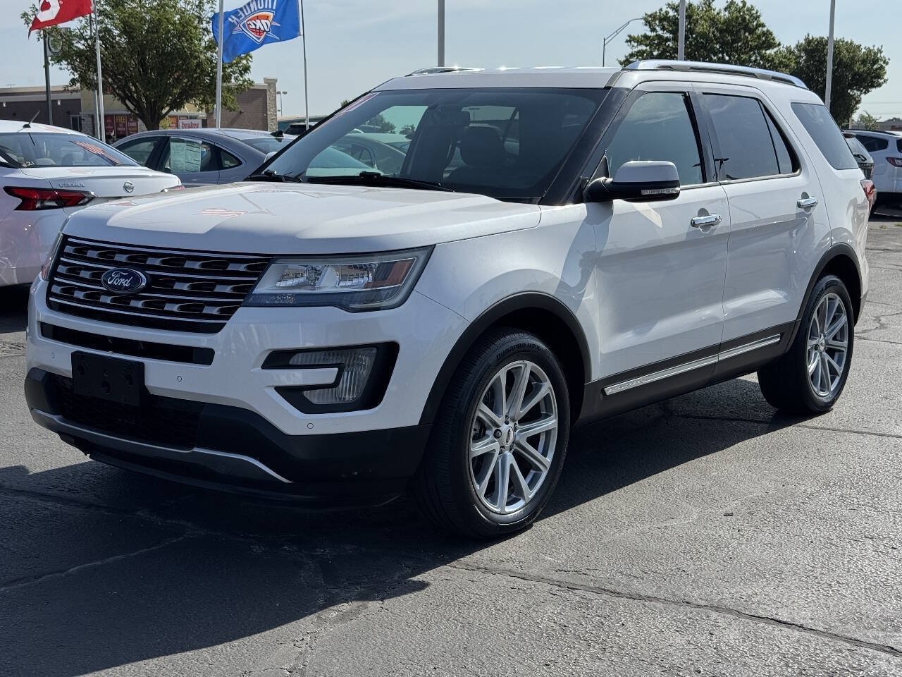 Used 2017 Ford Explorer Limited FWD image 9