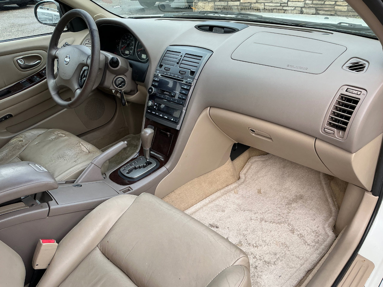 Used 2003 Nissan Maxima GLE image 9