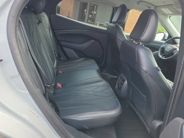 Used 2022 Ford Mustang Mach-E Select RWD image 29