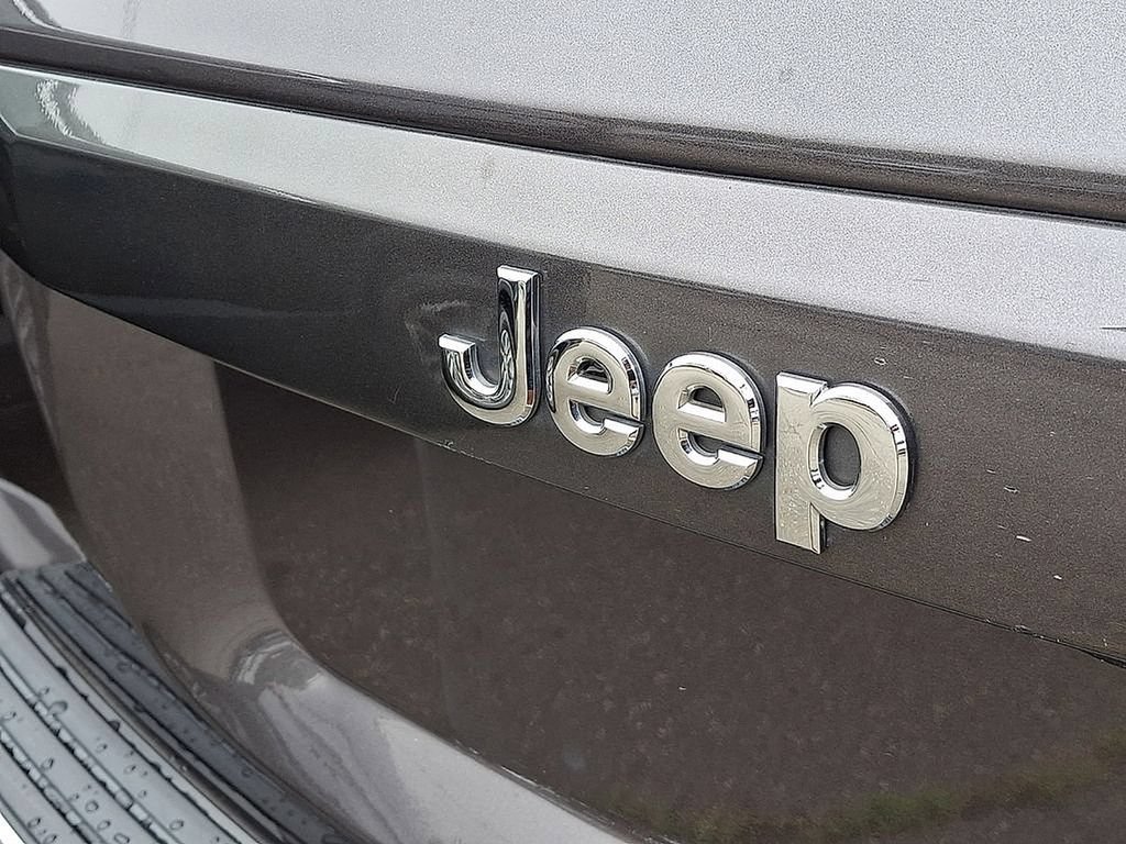 Used 2016 Jeep Patriot High Altitude AWD/4WD image 31