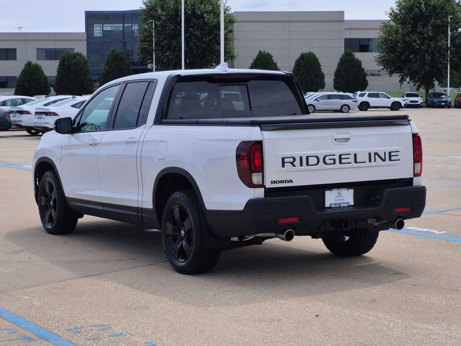 Certified 2024 Honda Ridgeline Black Edition image 8