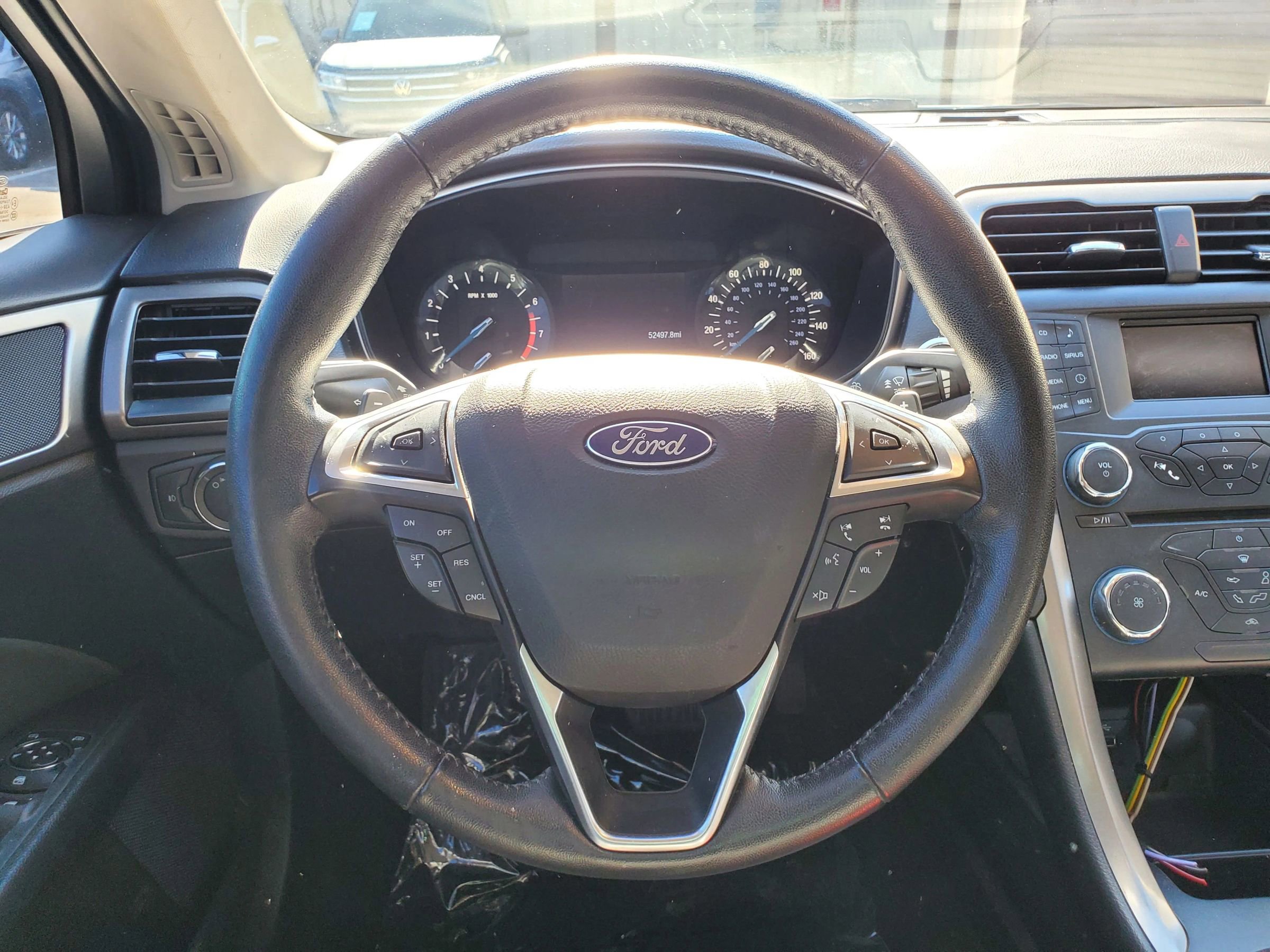 Used 2017 Ford Fusion SE w/ Equipment Group 201A image 34