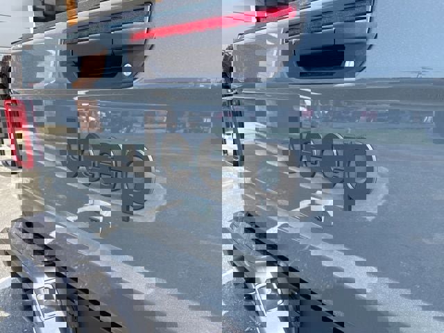 New 2026 Jeep Gladiator Sport image 27