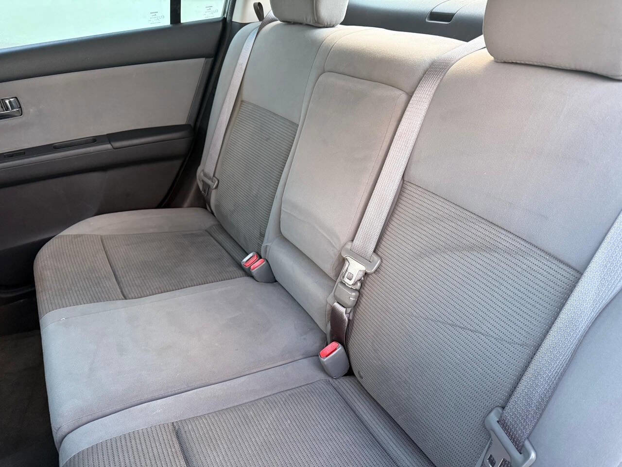 Used 2012 Nissan Sentra 2.0 SR w/ Convenience Pkg FWD image 12