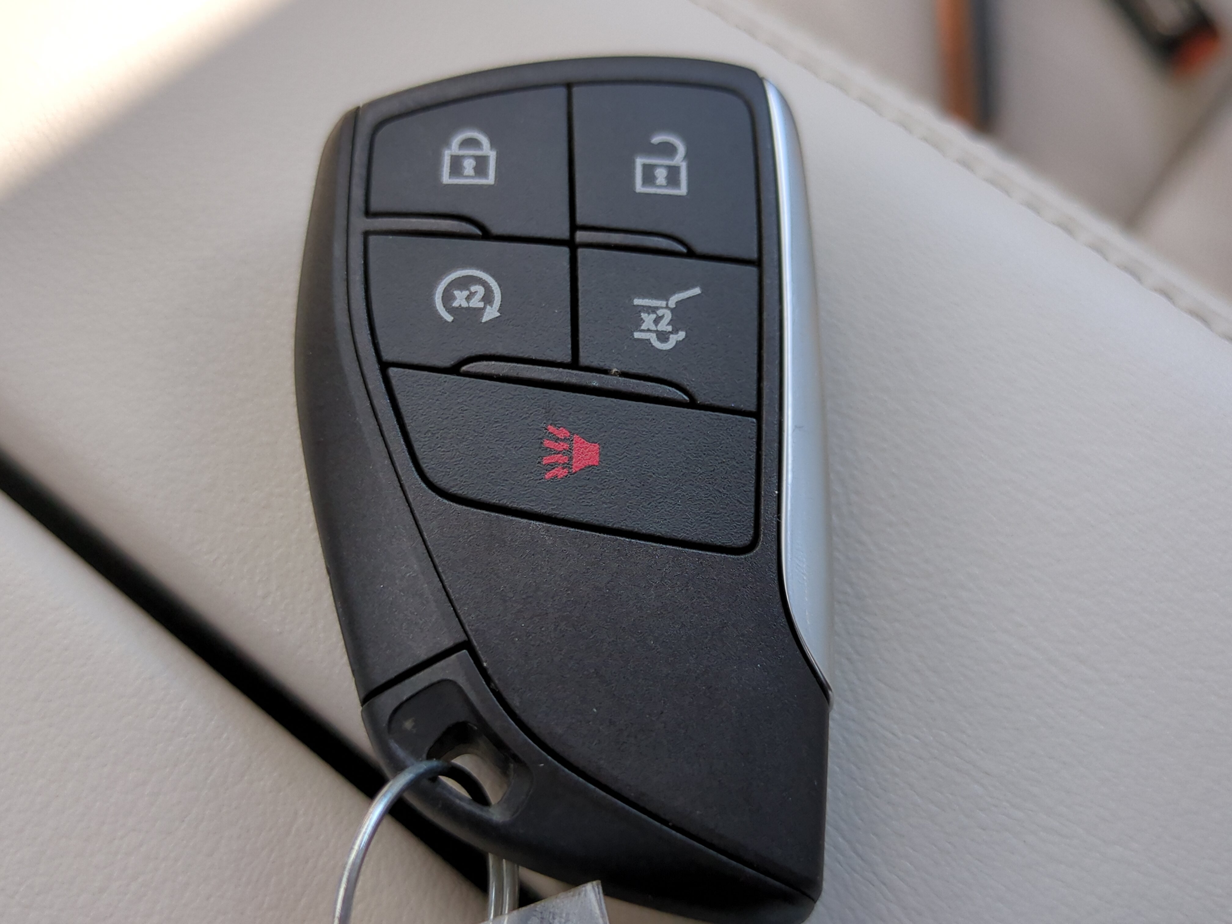 Used 2021 Buick Envision Avenir w/ Technology Package II FWD image 29