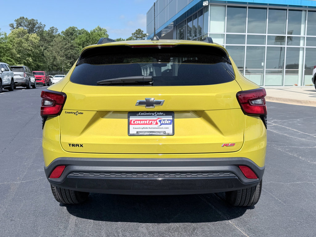 Used 2024 Chevrolet Trax RS w/ Driver Confidence Package FWD image 8