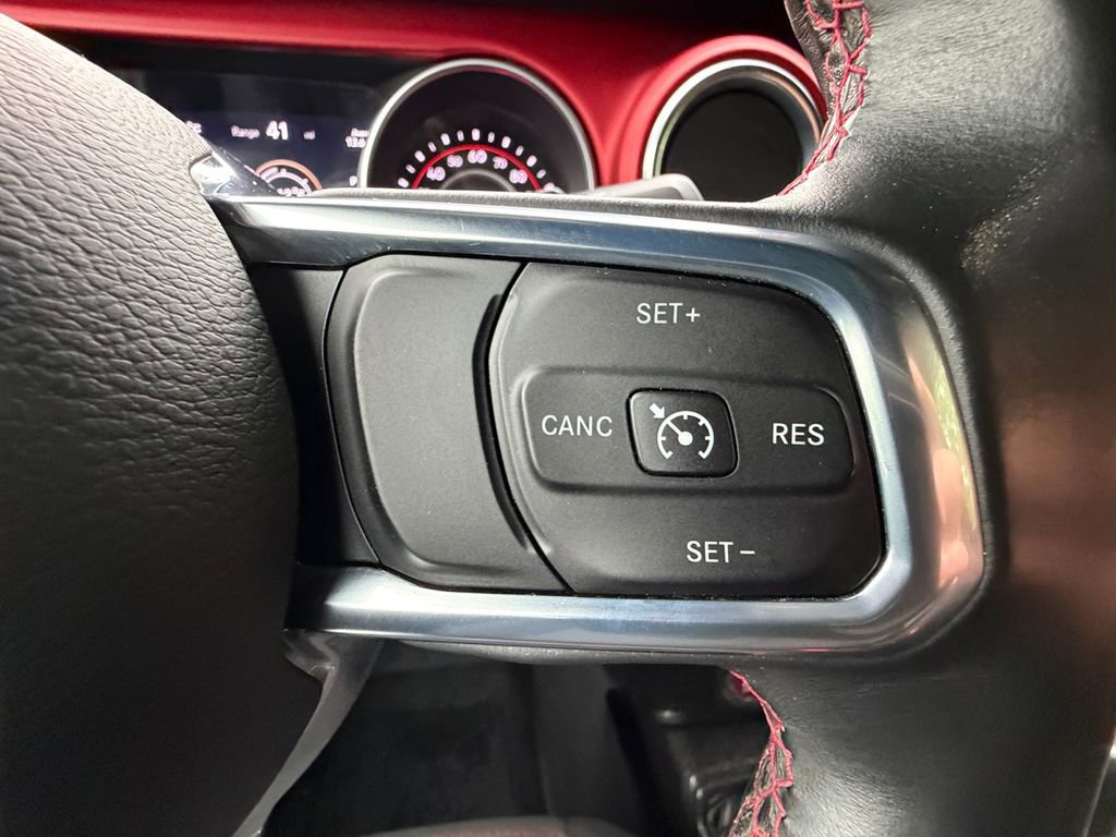 Used 2018 Jeep Wrangler Unlimited Rubicon AWD/4WD image 24