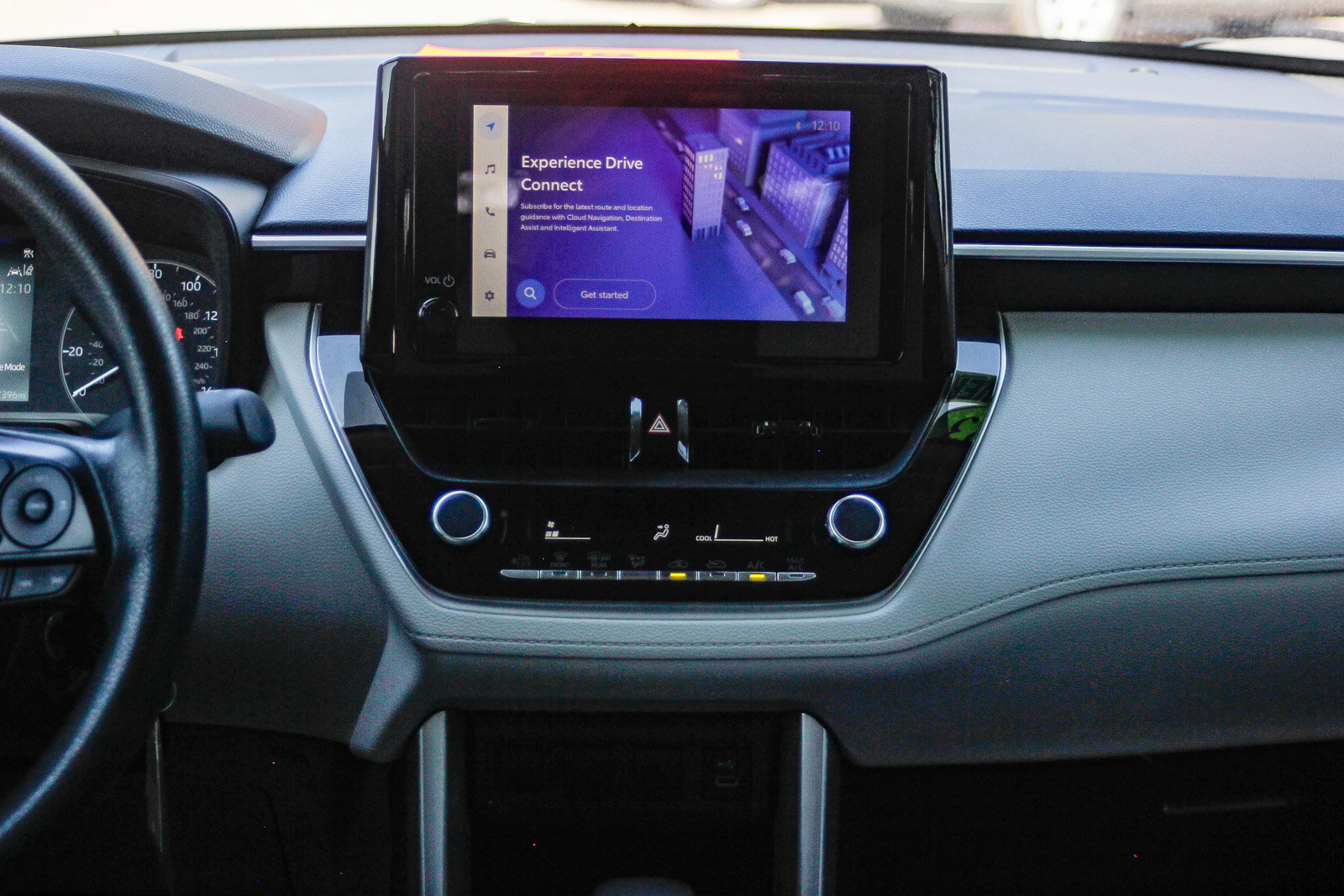 Used 2023 Toyota Corolla Cross L image 13