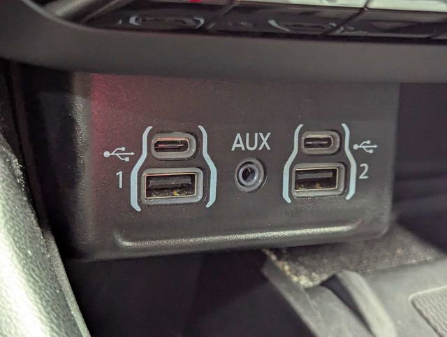 Used 2022 Dodge Durango GT image 17