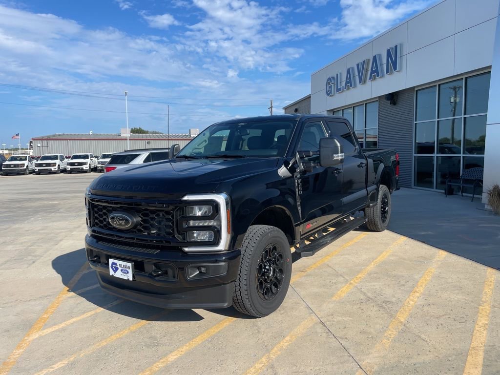 New 2026 Ford F250 XLT w/ XLT Premium Package image 3