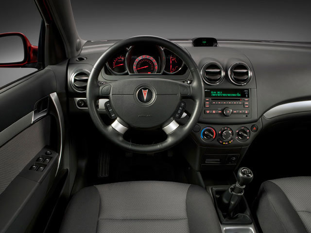 Used 2009 Pontiac G3 w/ Cruisin' Package image 4